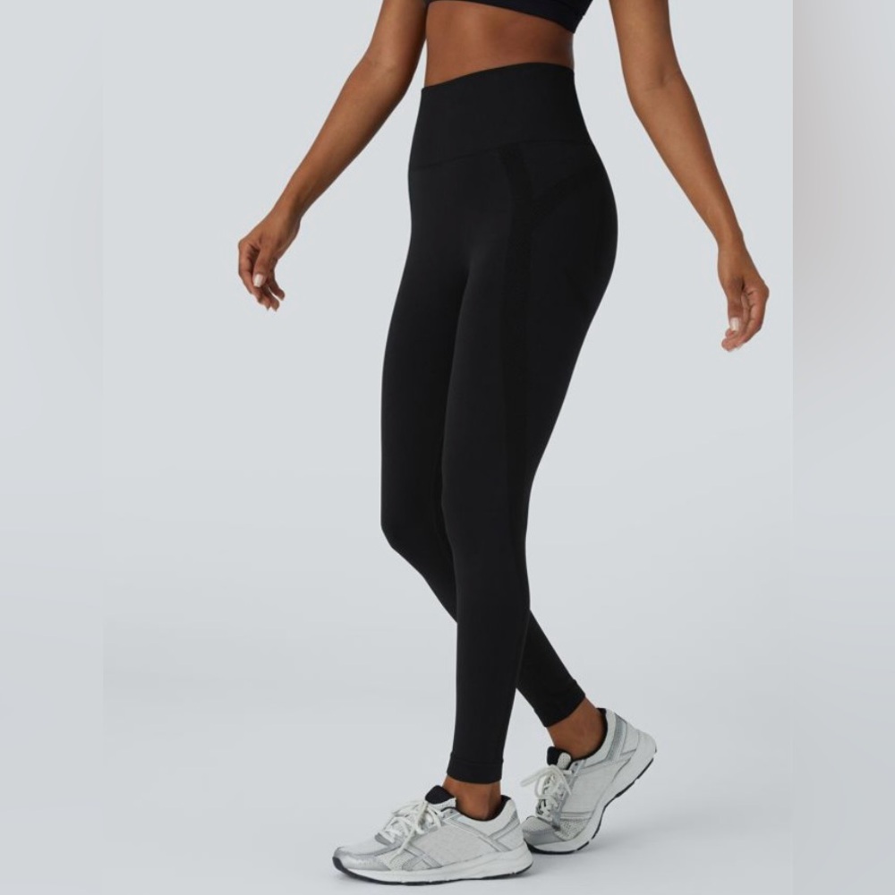 HALARA Seamless Flow High-Waisted Tummy Control Butt-Lifting Yoga Leggings Sz S